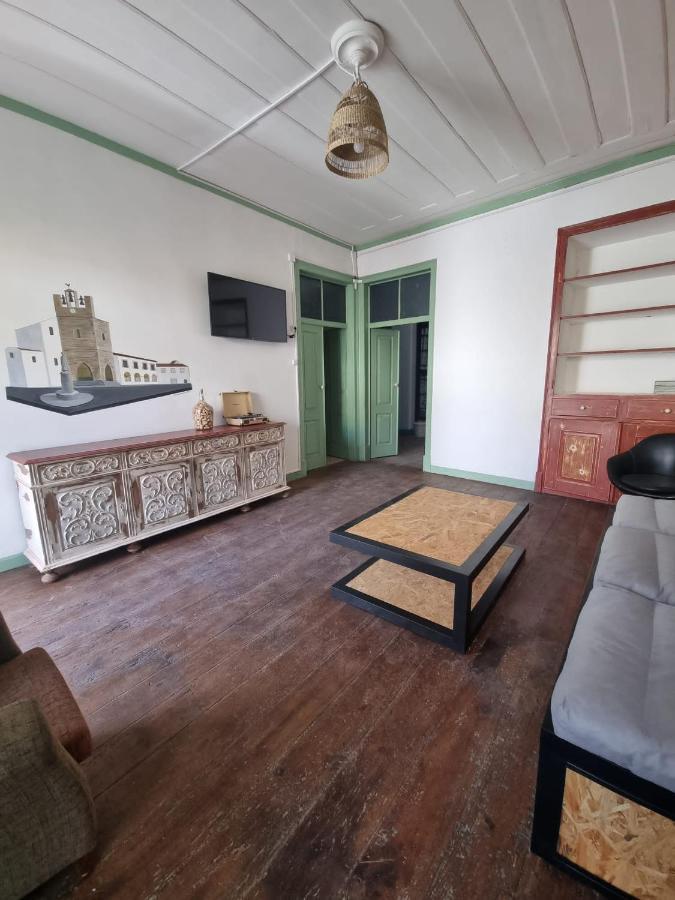 St. Antonio 49 Hostel Faro Luaran gambar