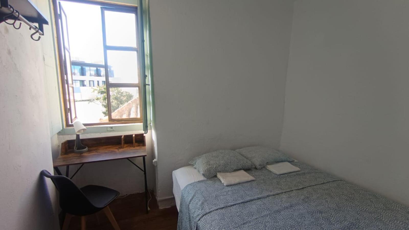 St. Antonio 49 Hostel Faro Luaran gambar
